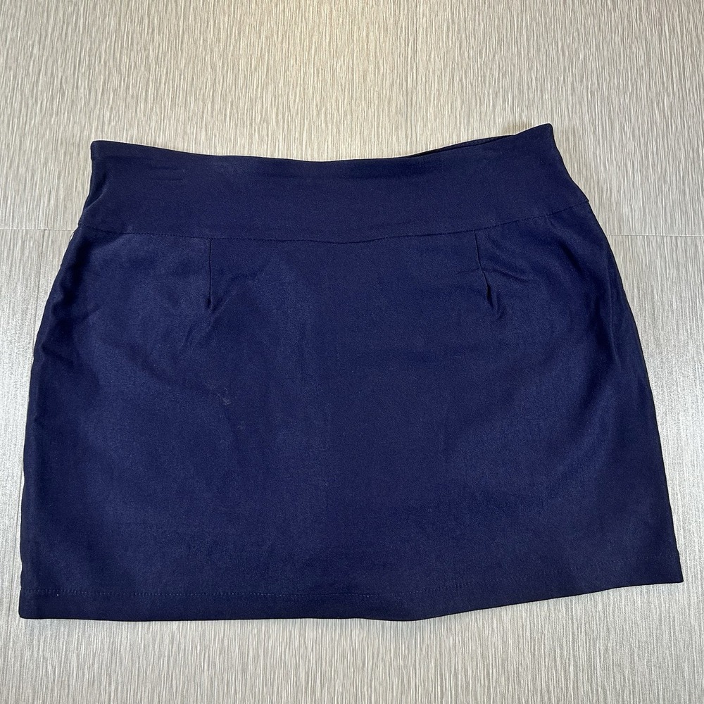 Courtenay Women Athletic Pull On Skort Skirt w/ Shorts Size 6P‎ Pockets Stretch